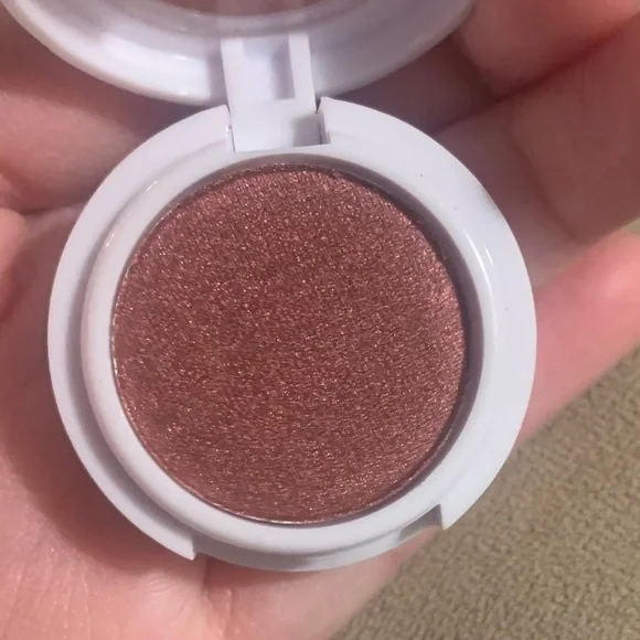 Estate makeup bundle - Picture 7 of 8